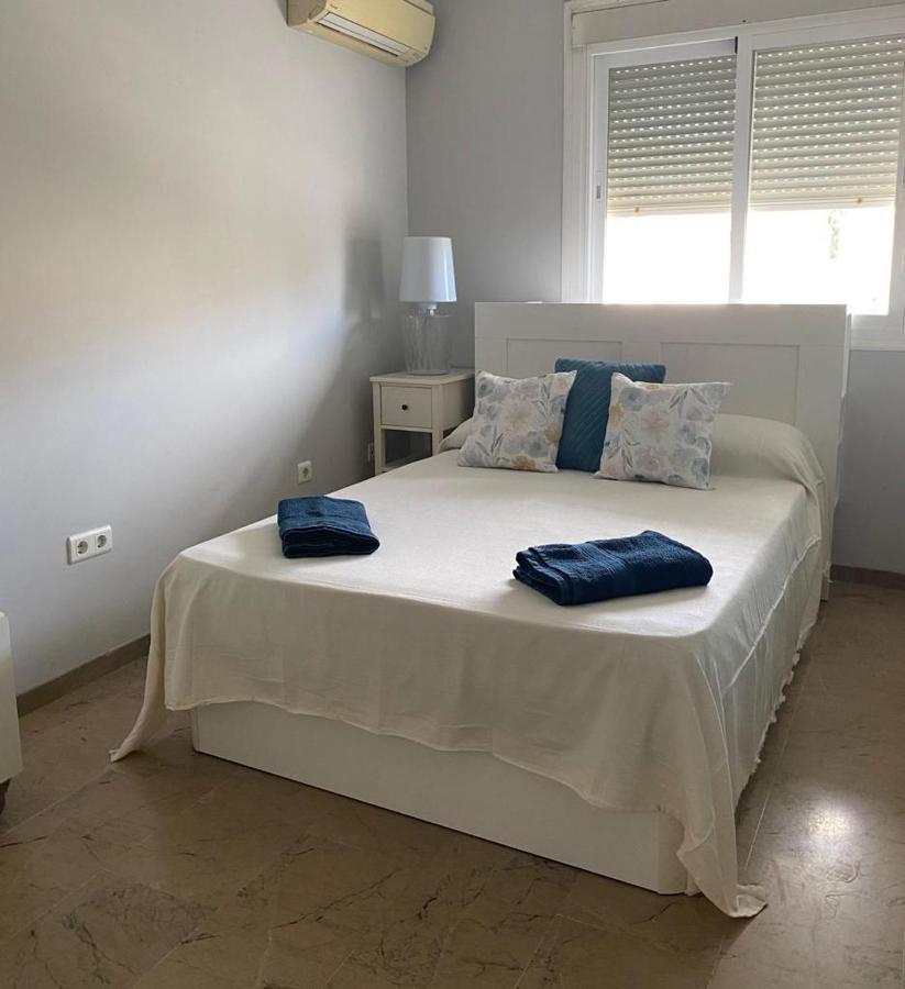 Apartamento Junto Al Puerto Deportivo De 에스테포나 외부 사진