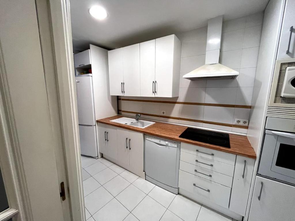 Apartamento Junto Al Puerto Deportivo De 에스테포나 외부 사진